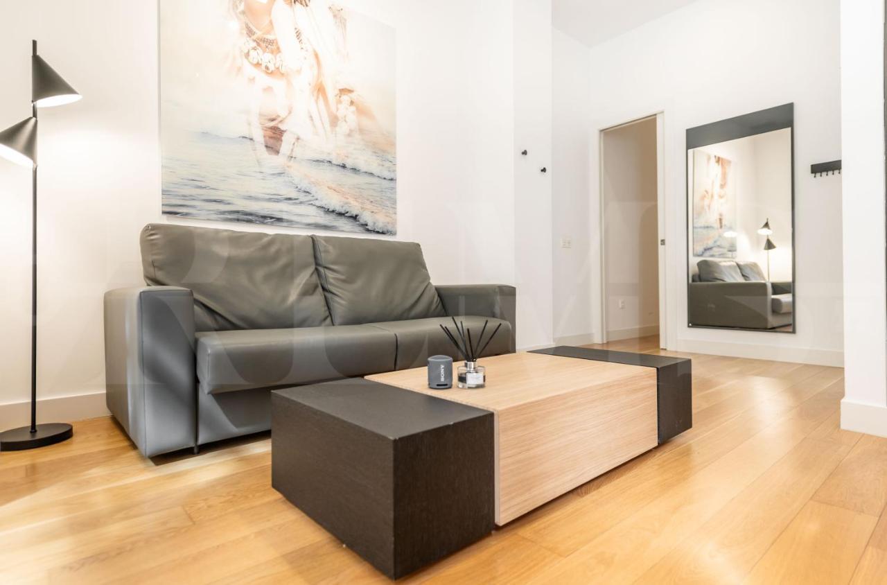 Apartment With Balcony In The Heart Of Malaga By Rems Екстер'єр фото